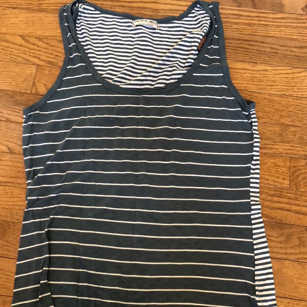 Striped top bundle !! - Picture 6 of 7